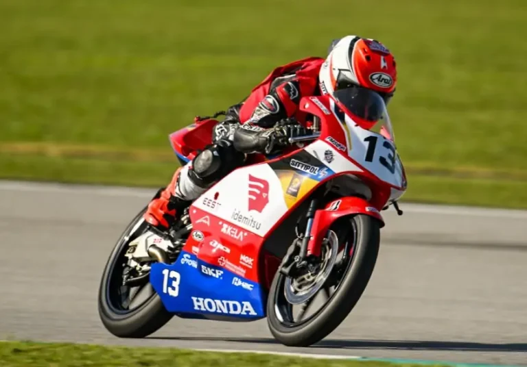 Kiprah pebalap muda binaan PT Astra Honda Motor kembali mencuri perhatian pada putaran pembuka Idemitsu Honda Thailand Talent Cup 2026