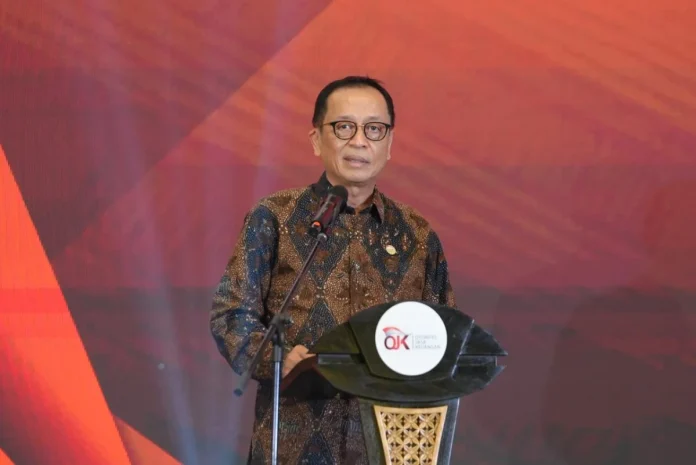 OJK menegaskan pentingnya penerapan Business Judgement Rule untuk melindungi bankir dalam mengambil keputusan bisnis yang profesional dan beritikad baik guna mendukung pertumbuhan industri perbankan. OJK menegaskan pentingnya penerapan Business Judgement Rule untuk melindungi bankir dalam mengambil keputusan bisnis yang profesional dan beritikad baik guna mendukung pertumbuhan industri perbankan.