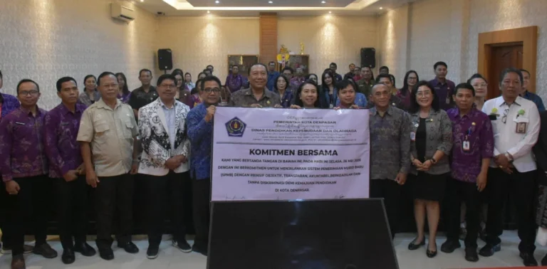 Pemerintah Kota Denpasar menegaskan komitmennya menghadirkan proses penerimaan peserta didik yang berintegritas melalui penandatanganan Komitmen Bersama Sistem Penerimaan Murid Baru (SPMB) Tahun Pelajaran 2026/2027.
