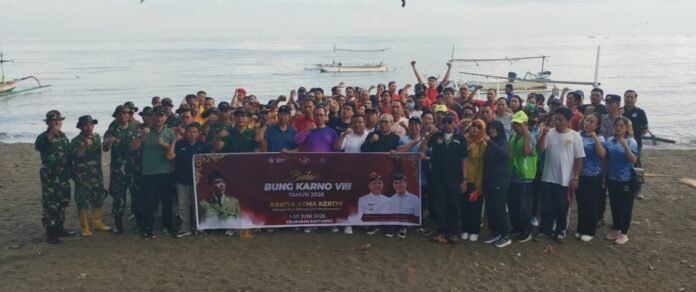 DLH Buleleng menggelar aksi bersih-bersih di empat pantai sebagai bagian dari peringatan Hari Lingkungan Hidup Sedunia dan upaya meningkatkan kesadaran masyarakat terhadap pengelolaan sampah.