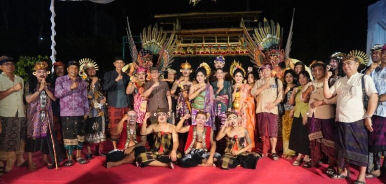 Jelang PKB 2026, Bupati Satria Saksikan Uji Coba Gong Kebyar dan Drama Gong di Nusa Penida