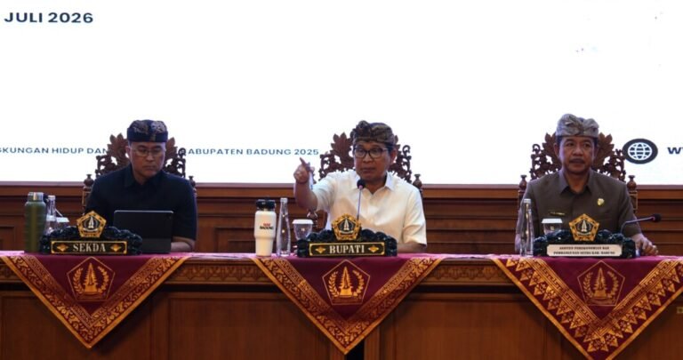 Pemerintah Kabupaten Badung memperkuat arah kebijakan pengelolaan lingkungan dan tata kelola data sosial dengan menjadikan capaian Aksi Percepatan Pengelolaan Sampah Berbasis Sumber (PSBS) sebagai salah satu indikator penilaian Mangupura Award mulai tahun ini.