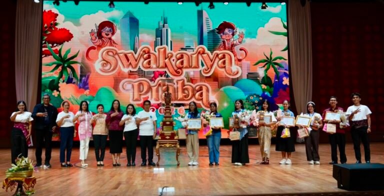 Bupati Wayan Adi Arnawa bersama Ketua TP. PKK Nyonya Rasniathi Adi Arnawa menghadiri Puncak Perayaan Hari Anak Nasional Kabupaten Badung Tahun 2026 di Balai Budaya Giri Nata Mandala, Puspem Badung, Selasa (28/7).