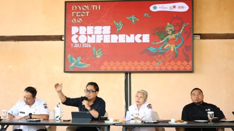 Wakil Wali Kota Denpasar, I Kadek Agus Arya Wibawa, saat menghadiri conferensi pers D'Youth Fest 6.0 pada Rabu (1/7/2026).