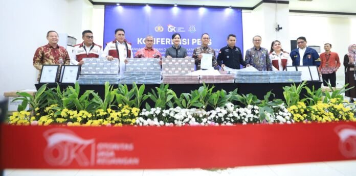 OJK menetapkan HS sebagai tersangka dugaan tindak pidana perasuransian terkait PT Asuransi Jiwa Prolife Indonesia dan menyita sejumlah aset untuk pemulihan hak pemegang polis.