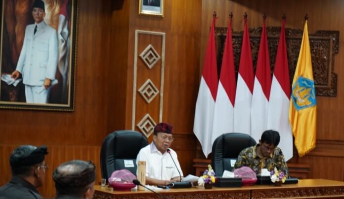Gubernur Koster Bidik Energi Arus Laut Nusa Penida, Bali Siapkan Langkah Menuju Kemandirian Energi
