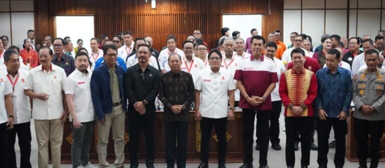 Gubernur Bali Wayan Koster meminta Komite Olahraga Nasional Indonesia (KONI) Bali memperkuat pembinaan atlet sebagai persiapan menghadapi Pekan Olahraga Provinsi (Porprov) Bali 2027 yang akan digelar di Kabupaten Buleleng.