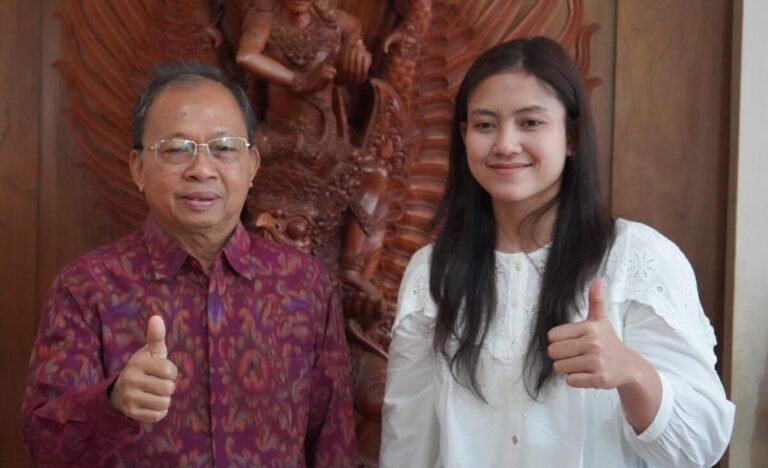 Gubernur Bali Wayan Koster memberikan apresiasi atas prestasi atlet panjat tebing asal Kabupaten Buleleng, Desak Made Rita Kusuma Dewi, yang terus mengharumkan nama Indonesia dan Bali di kancah internasional.