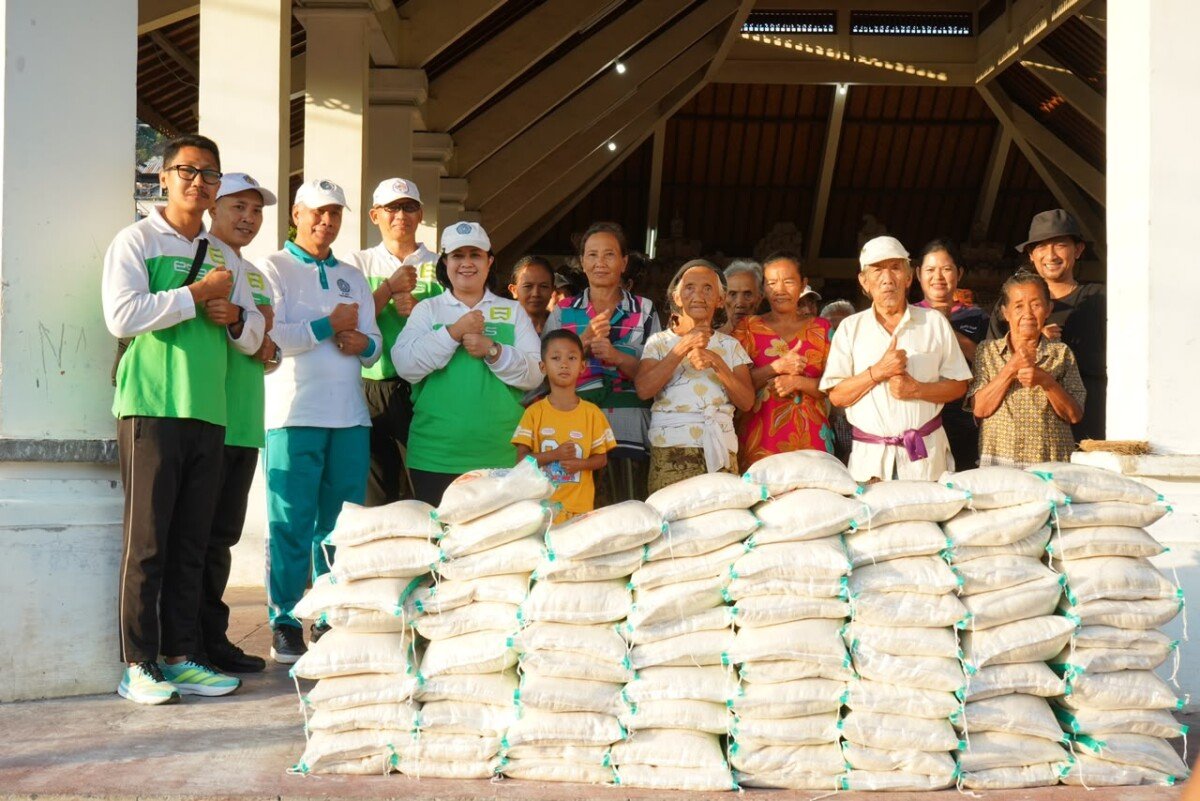 Pemerintah Provinsi Bali memantau pelaksanaan Gerakan Kulkul PKK dan Posyandu di Desa Sembiran untuk memperkuat budaya gotong royong, kebersihan lingkungan, dan kepedulian sosial masyarakat.