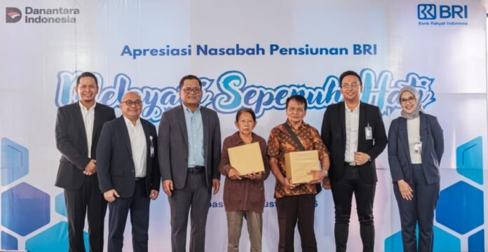 PT Bank Rakyat Indonesia (Persero) Tbk terus memperkuat kualitas layanan bagi nasabah pensiunan melalui penyelenggaraan kegiatan Apresiasi Layanan Pensiunan di Kantor Cabang Pembantu (KCP) Telesera, Denpasar, Senin 3 Agustus 2026.