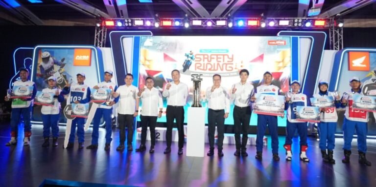 Upaya memperkuat budaya keselamatan berkendara terus dilakukan PT Astra Honda Motor (AHM) melalui Astra Honda Safety Riding Instructors Competition (AHSRIC).