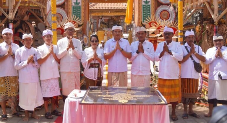 Puncak pelaksanaan Karya Agung di Desa Adat Ekasari, Kabupaten Jembrana, berlangsung lancar dan labdakarya pada Selasa 11 Agustus 2026.