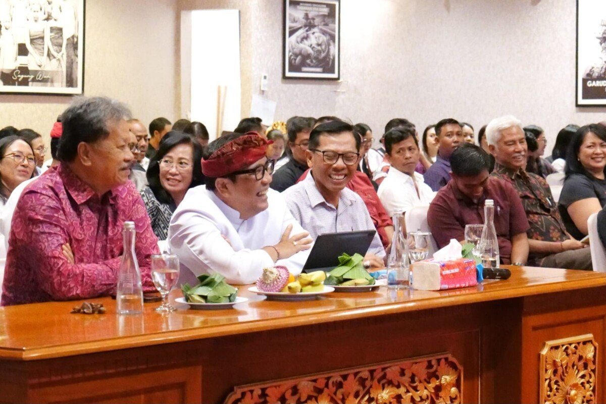 Bupati Sanjaya Dorong PAD Tabanan Diperkuat untuk Tingkatkan Kemandirian Fiskal Bupati Sanjaya Dorong PAD Tabanan Diperkuat untuk Tingkatkan Kemandirian Fiskal