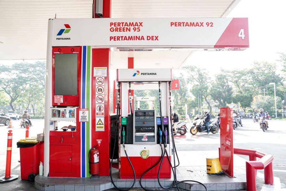 Pertamina menindak dua operator SPBU Tukad Yeh Aya dengan pemberhentian karena terbukti melanggar SOP pelayanan BBM dan memberikan pembinaan kepada pengelola SPBU. Pertamina menindak dua operator SPBU Tukad Yeh Aya dengan pemberhentian karena terbukti melanggar SOP pelayanan BBM dan memberikan pembinaan kepada pengelola SPBU.