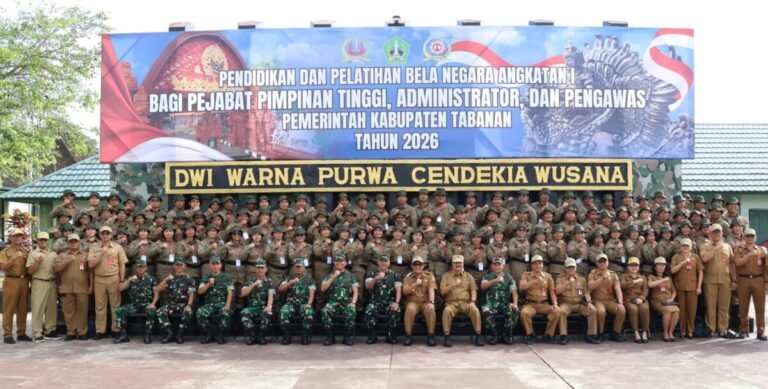 Bupati Tabanan I Komang Gede Sanjaya membuka Diklat Bela Negara bagi 100 pejabat Pemkab Tabanan untuk memperkuat disiplin, karakter, dan integritas aparatur.