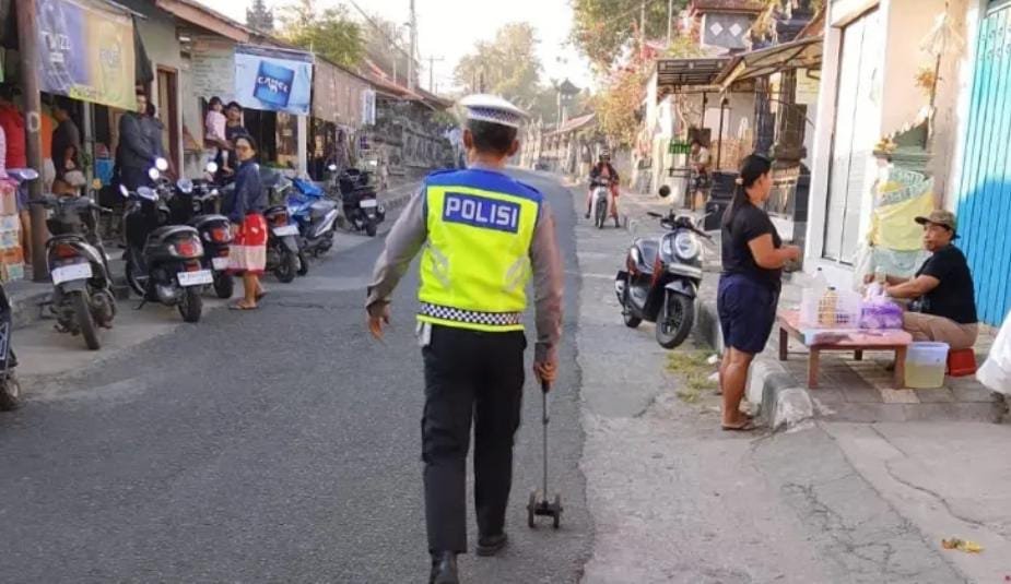 Tabrak Pejalan Kaki di Jinengdalem, Lansia 61 Tahun Meninggal Tabrak Pejalan Kaki di Jinengdalem, Lansia 61 Tahun Meninggal