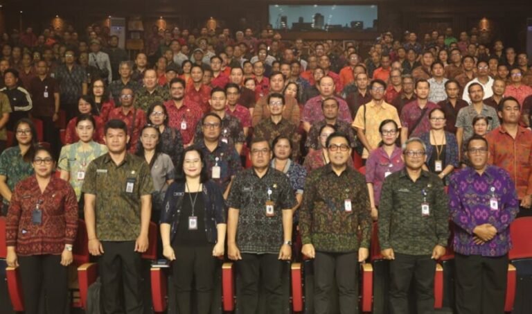 Wawali Arya Wibawa Ajak Warga Denpasar Perkuat Swadaya untuk Percepat Pembangunan