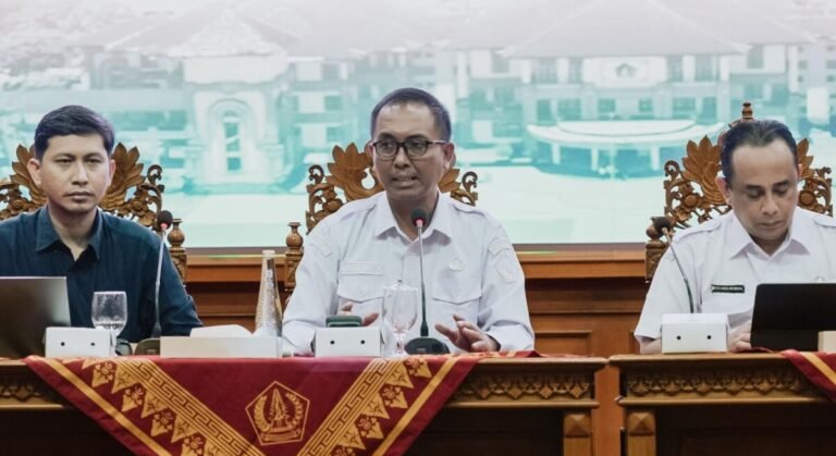 Pemerintah Kabupaten Badung masih mematangkan penerapan sistem kehadiran ASN dengan teknologi pengenalan wajah melalui aplikasi ASN Digital.