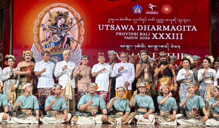 Gubernur Bali Wayan Koster membuka secara resmi pelaksanaan Utsawa Dharma Gita (UDG) Provinsi Bali XXXIII Tahun 2026 yang berlangsung di Gedung Ksirarnawa, Taman Budaya Provinsi Bali (Art Center), Denpasar, Jumat 11 September 2026.