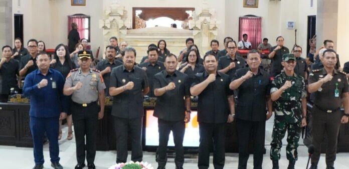 Pemkab Tabanan menyampaikan Ranperda APBD 2027 sebagai komitmen pengelolaan keuangan daerah yang transparan dan akuntabel demi mendukung pembangunan serta pelayanan publik.