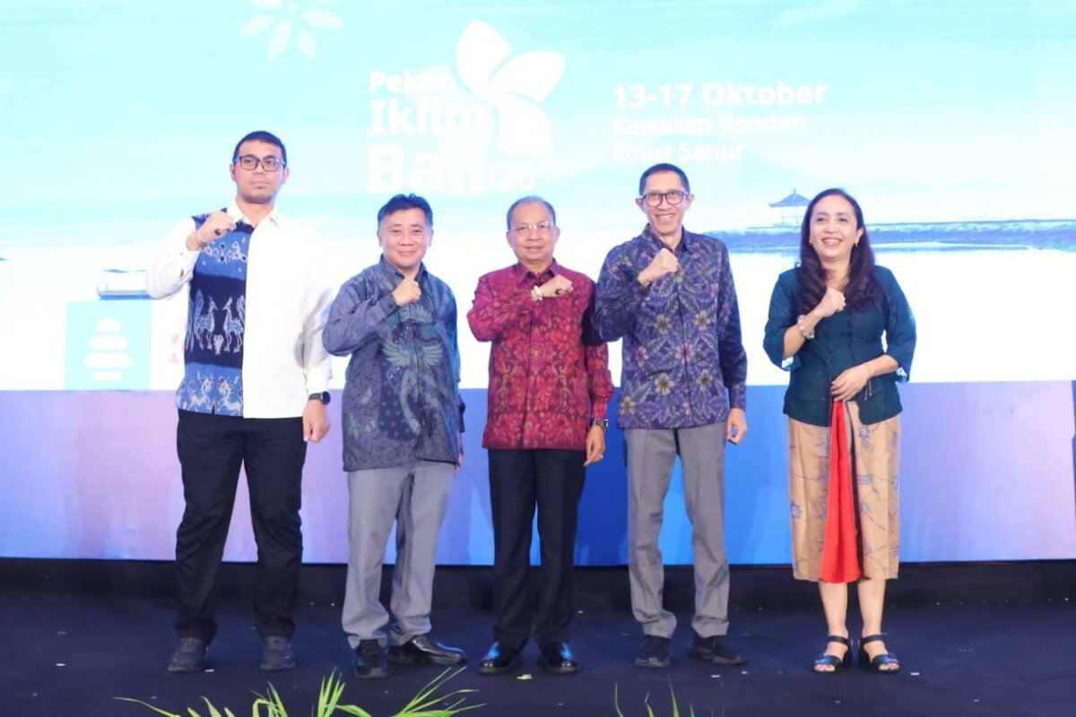 Buka Pekan Iklim Bali 2026, Koster Perkuat Kawasan Rendah Emisi dan Target Energi Terbarukan Buka Pekan Iklim Bali 2026, Koster Perkuat Kawasan Rendah Emisi dan Target Energi Terbarukan