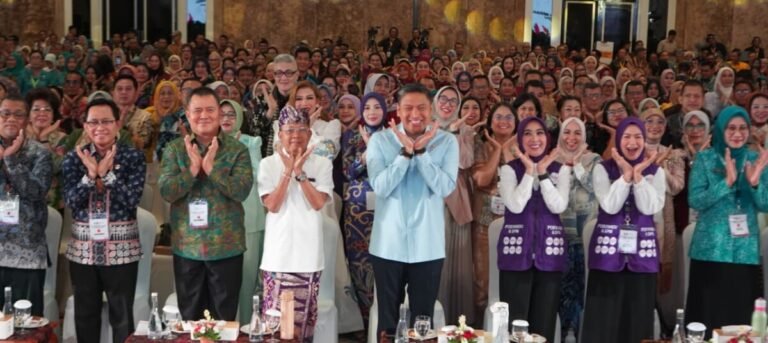 Bukan Cuma Pariwisata, Gubernur Koster Andalkan PKK dan Posyandu untuk Gerakkan Ekonomi Masyarakat Bali
