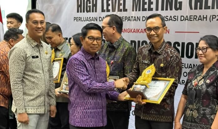 Bupati Adi Arnawa Minta Transaksi Keuangan Pemkab Badung Lebih Cepat dan Transparan