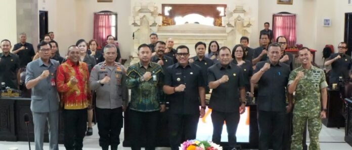 Bupati Tabanan I Komang Gede Sanjaya menekankan penguatan pendapatan daerah dan pemerataan anggaran untuk meningkatkan kesejahteraan masyarakat melalui Ranperda APBD 2027.