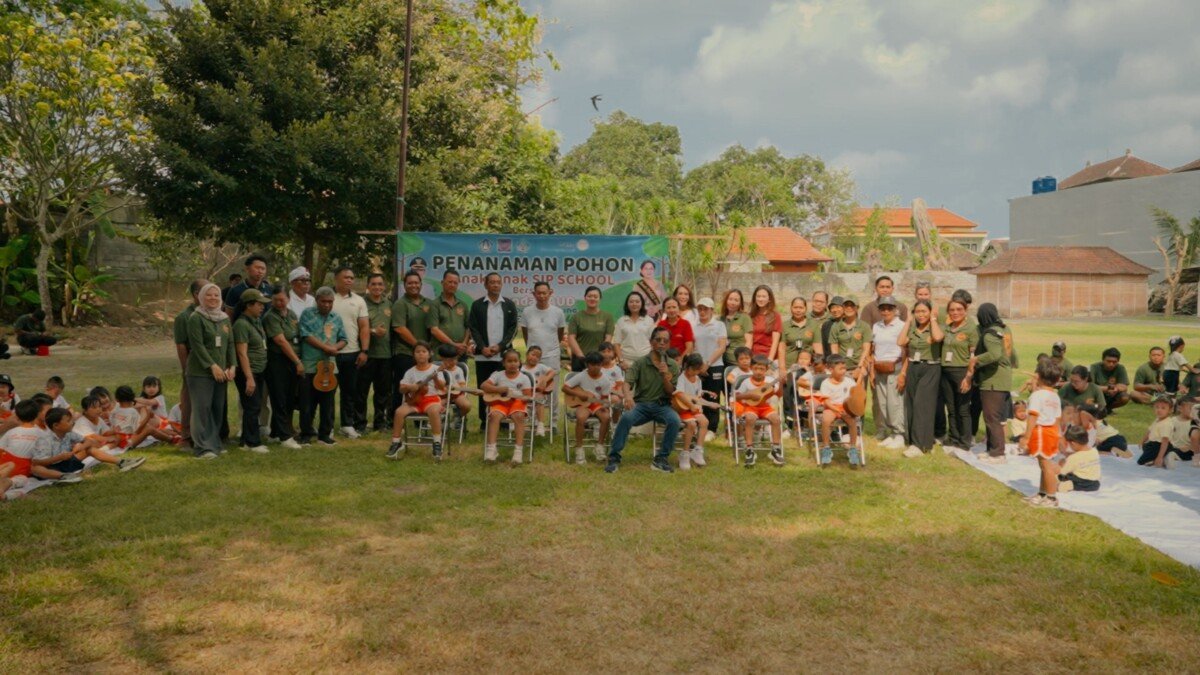 HUT ke-23 SIP School, Bunda PAUD Badung Tanamkan HUT ke-23 SIP School, Bunda PAUD Badung Tanamkan Cinta Lingkungan kepada Anak