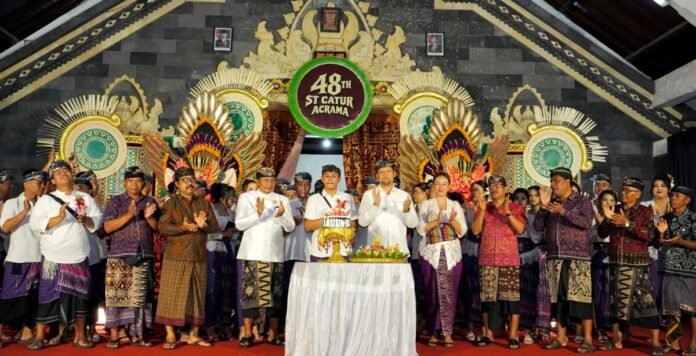 HUT ke-48 ST Catur Asrama Kekeran, Wabup Bagus Alit Sucipta Tekankan Pemuda Jauhi Narkoba