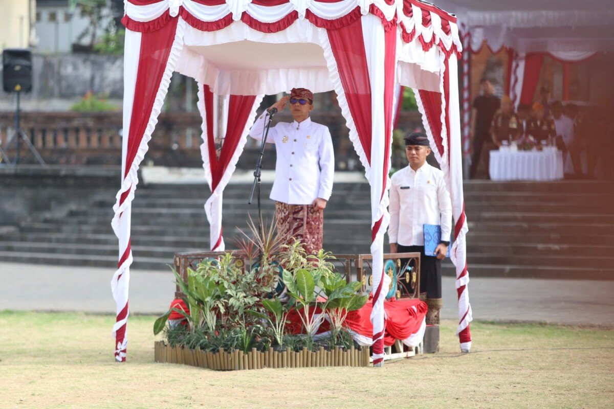 Hari Kesaktian Pancasila di Klungkung, Rp3,87 Miliar Bantuan Diberikan untuk 32 Penerima Hari Kesaktian Pancasila di Klungkung, Rp3,87 Miliar Bantuan Diberikan untuk 32 Penerima