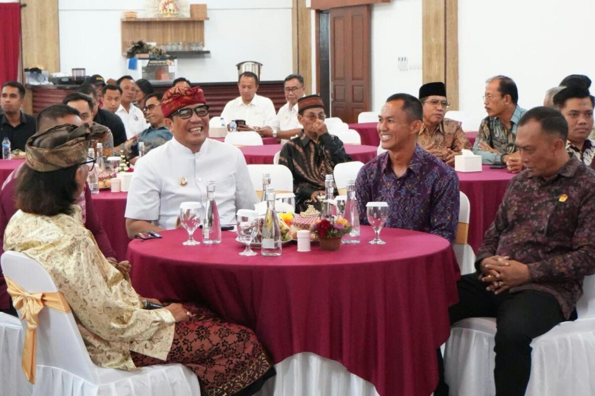 Letkol I Gede Satria Bandem Resmi Jadi Dandim 1619Tabanan, Ini Pesan Bupati Sanjaya Letkol I Gede Satria Bandem Resmi Jadi Dandim 1619Tabanan, Ini Pesan Bupati Sanjaya