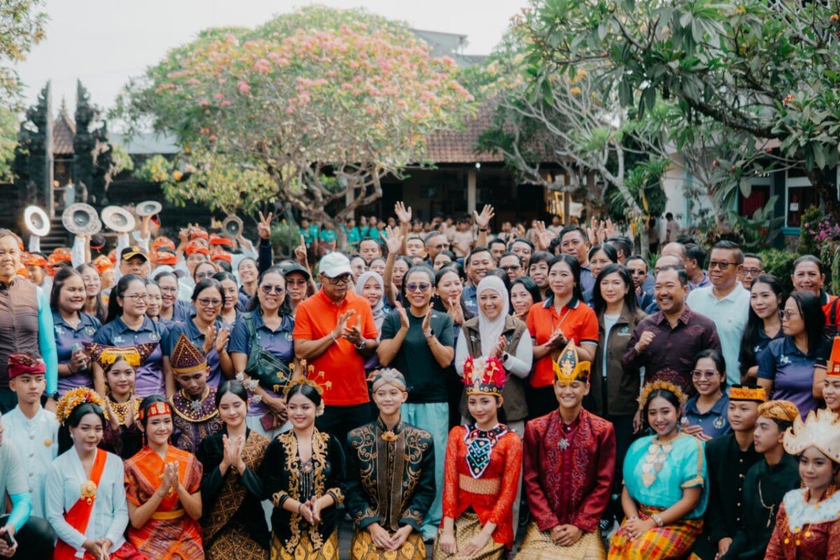 Lindungi Anak dari Risiko Digital, Meutya Hafid Ajak Keluarga Bangun Kebiasaan di Luar Layar Lindungi Anak dari Risiko Digital, Meutya Hafid Ajak Keluarga Bangun Kebiasaan di Luar Layar