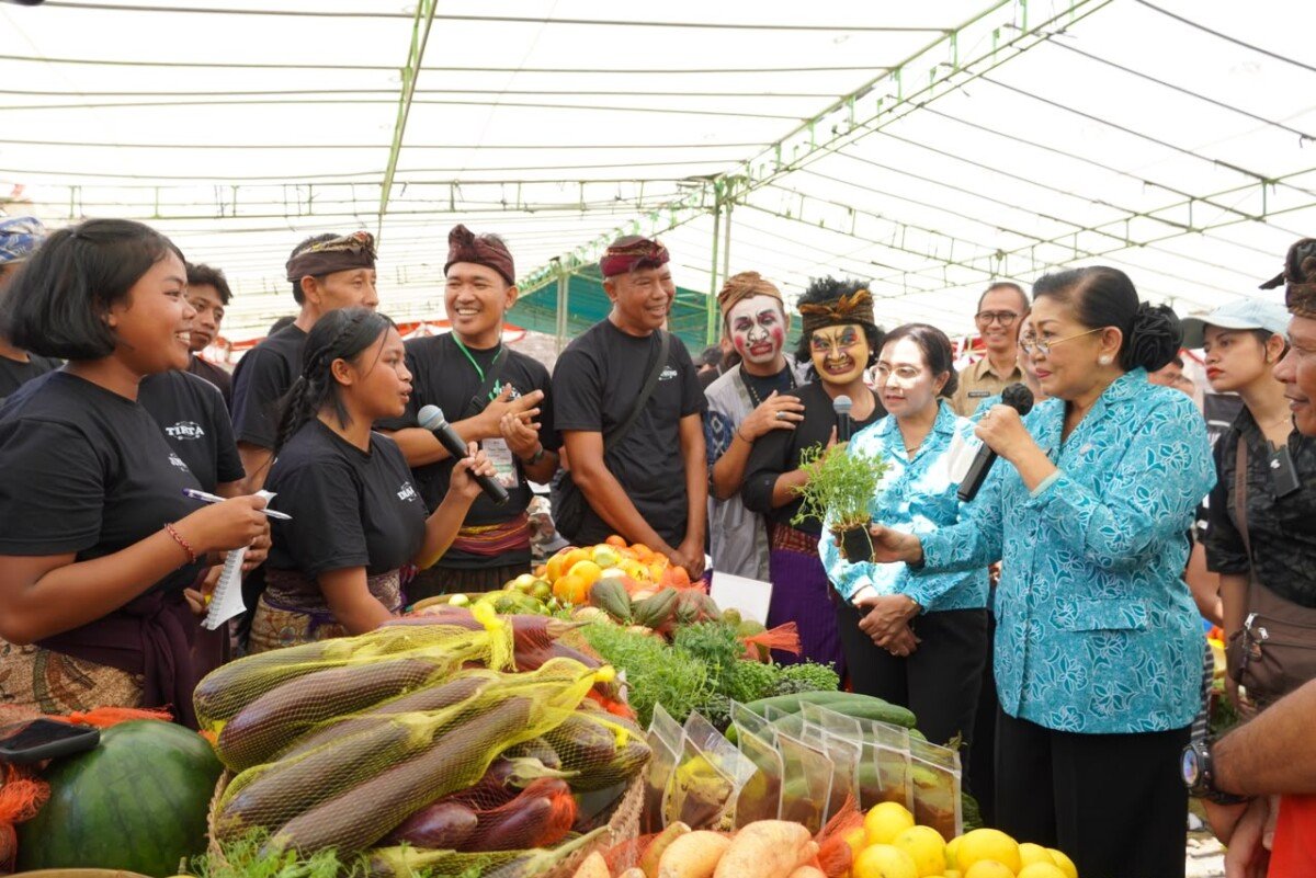 Pasar Rakyat Berbelanja dan Berbagi di Badung Libatkan 131 Pedagang, Transaksi Capai Rp322 Juta Pasar Rakyat Berbelanja dan Berbagi di Badung Libatkan 131 Pedagang, Transaksi Capai Rp322 Juta