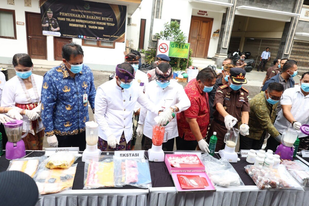 Pemkot Denpasar Dukung Pemusnahan Barang Bukti, Kejari Ungkap 424 Perkara Pemkot Denpasar Dukung Pemusnahan Barang Bukti, Kejari Ungkap 424 Perkara