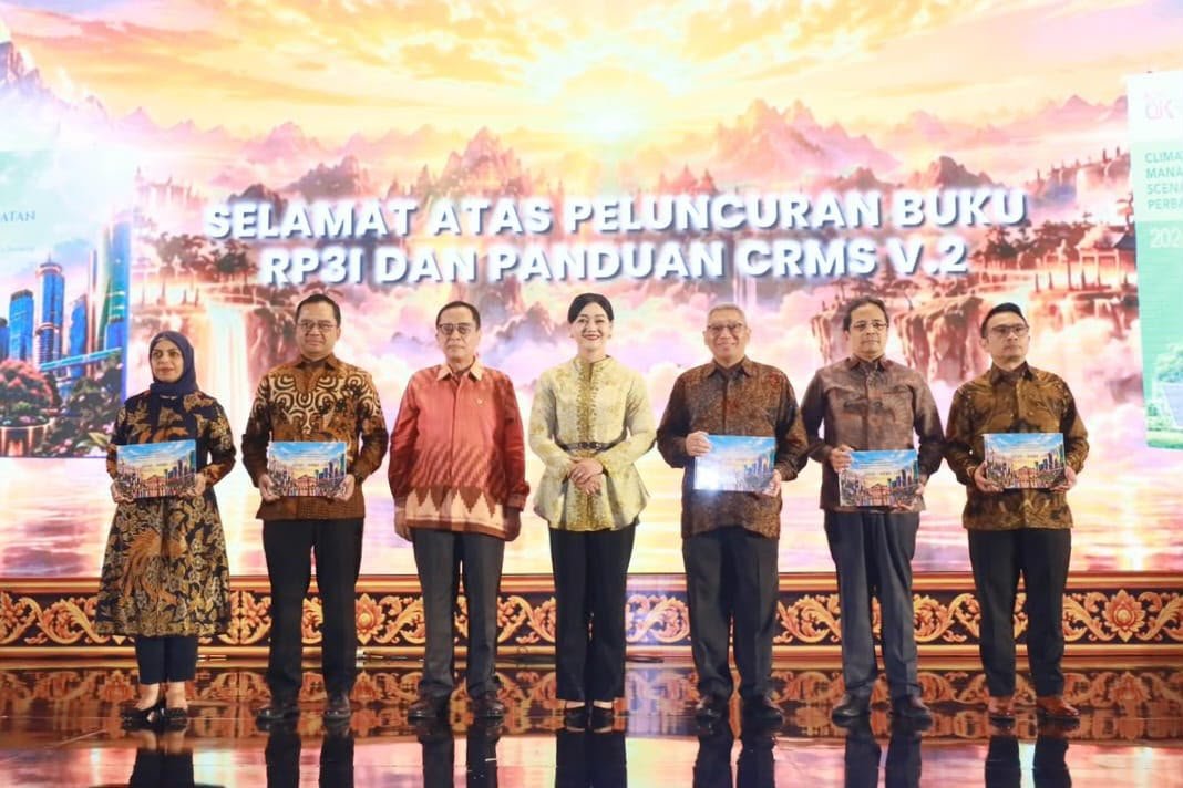 OJK meluncurkan RP3I 2026–2030 dan CRMS 2026 untuk memperkuat ketahanan, inovasi, digitalisasi, serta keberlanjutan industri perbankan Indonesia.